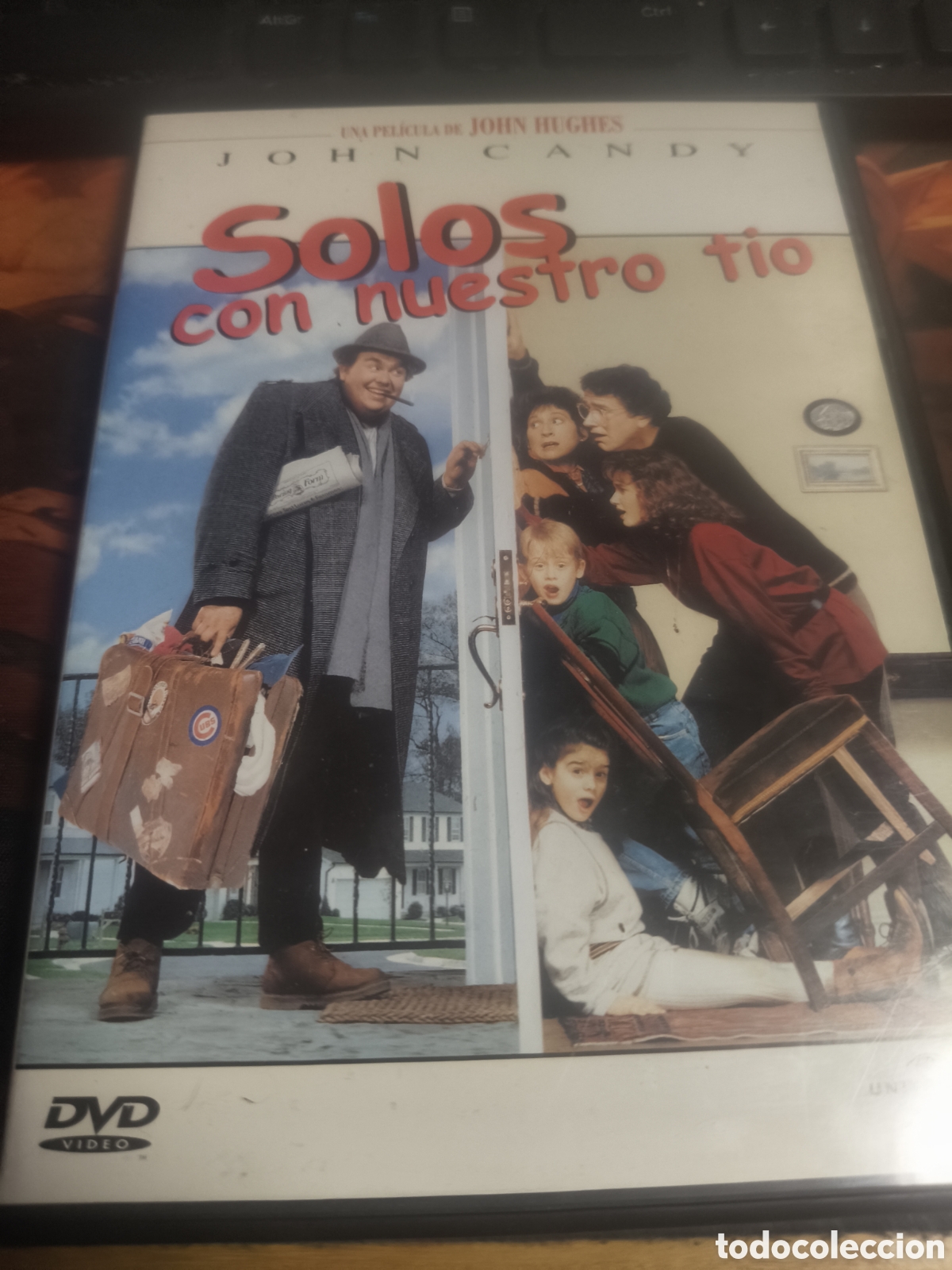 Cine: Solos con nuestro t&iacute;o DVD