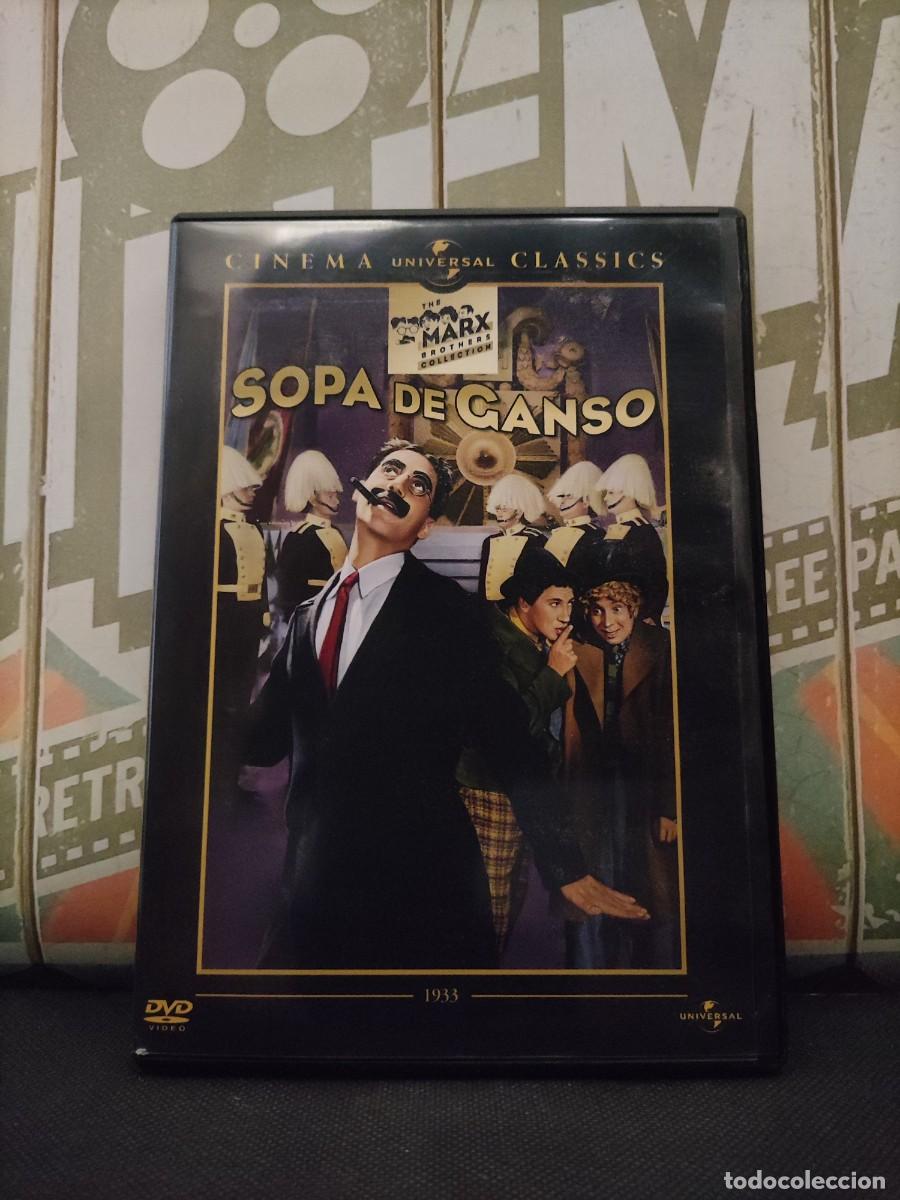 Cine: DVD 2303 Sopa de ganso / Disco como nuevo