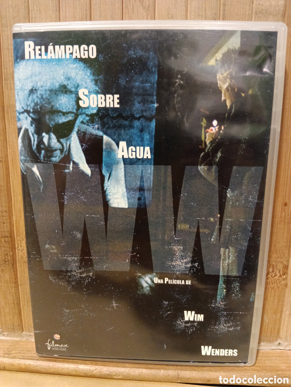 Cine: Rel&aacute;mpago sobre agua -DVD seminuevo