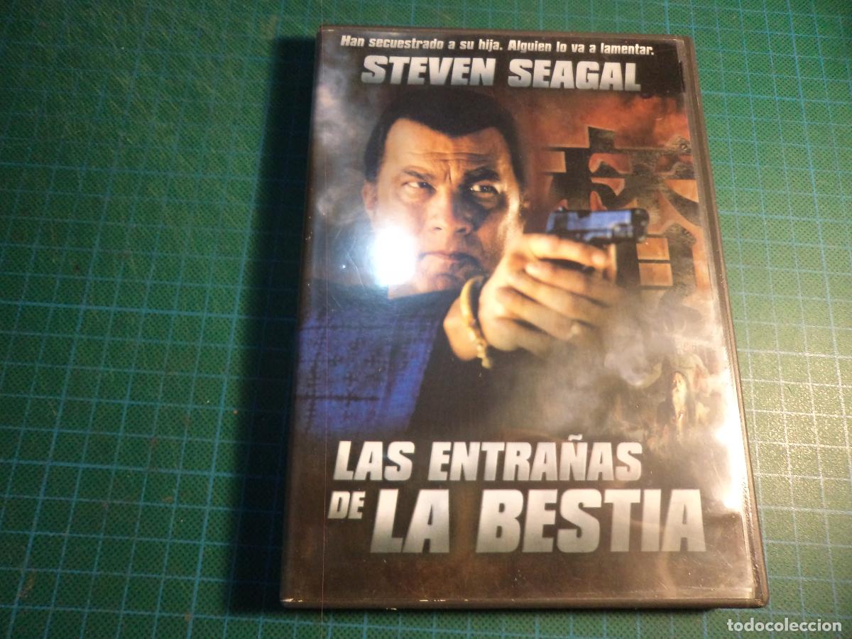 Cine: Las entra&ntilde;as de la bestia. (P-63)