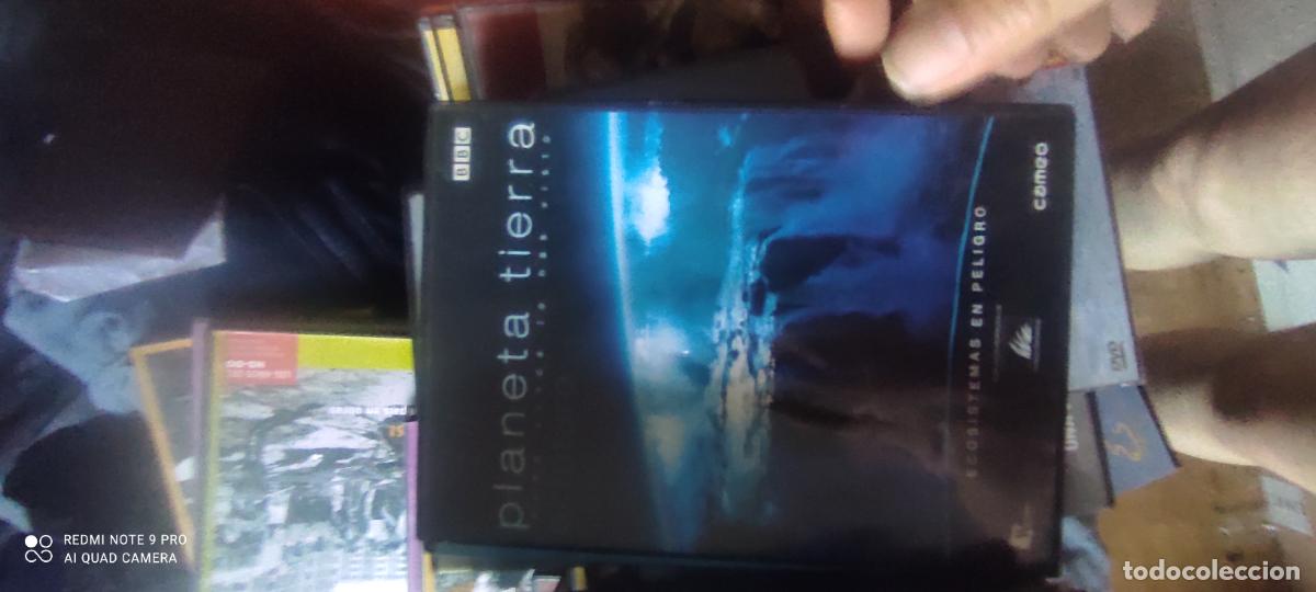 Cine: Planeta tierra. Ecosistemas en peligro. Pel&iacute;cula/ DVD.