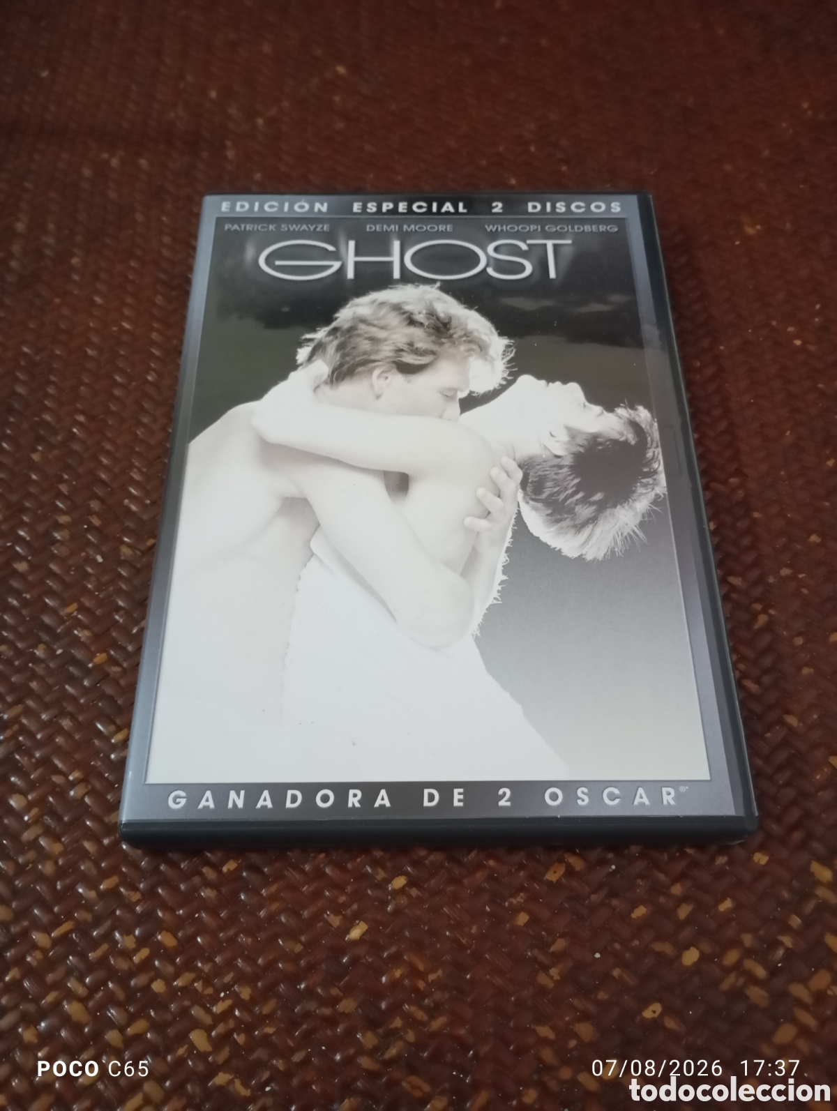 Cine: Ghost edici&oacute;n especial 2 DVD como nuevo