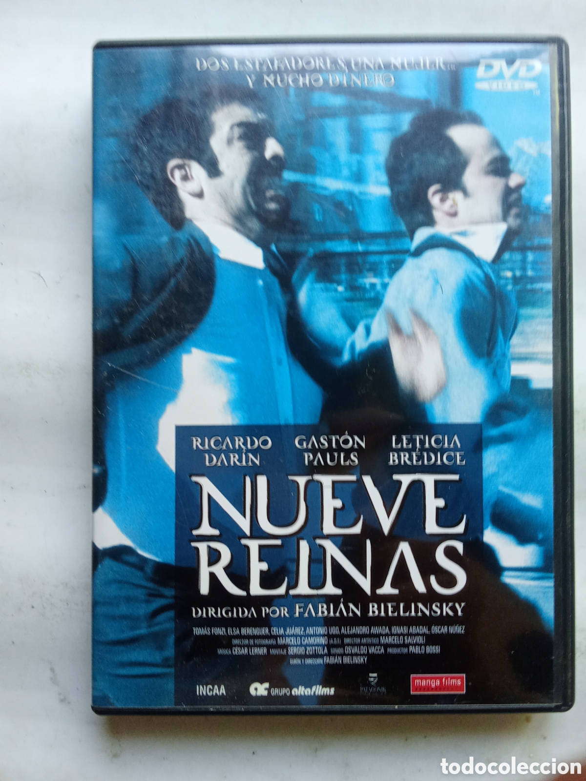 Cine: NUEVE REINAS RICARDO DAR&Iacute;N