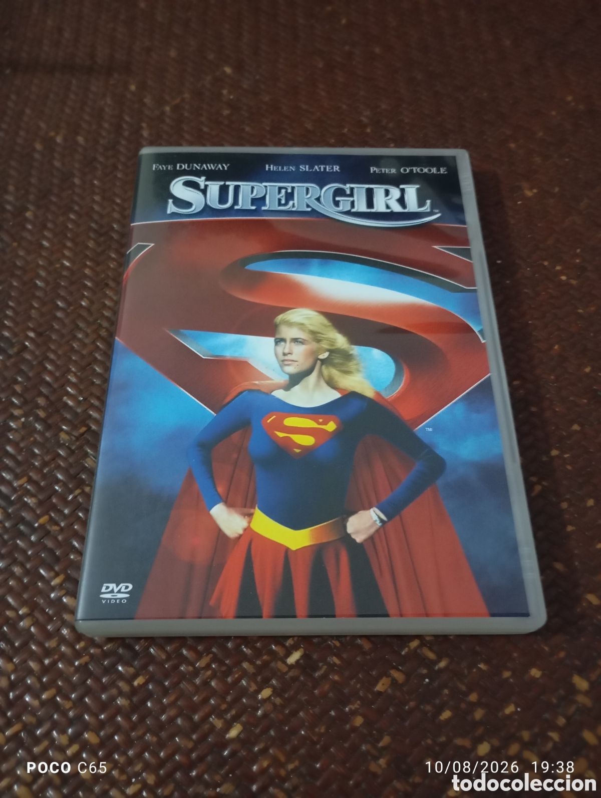 Cine: Supergirl DVD descatalogada