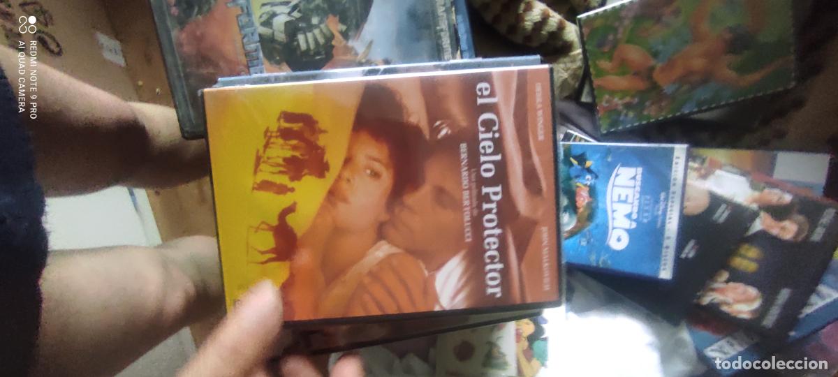 Cinema: El cielo protector. Pel&iacute;cula / DVD.