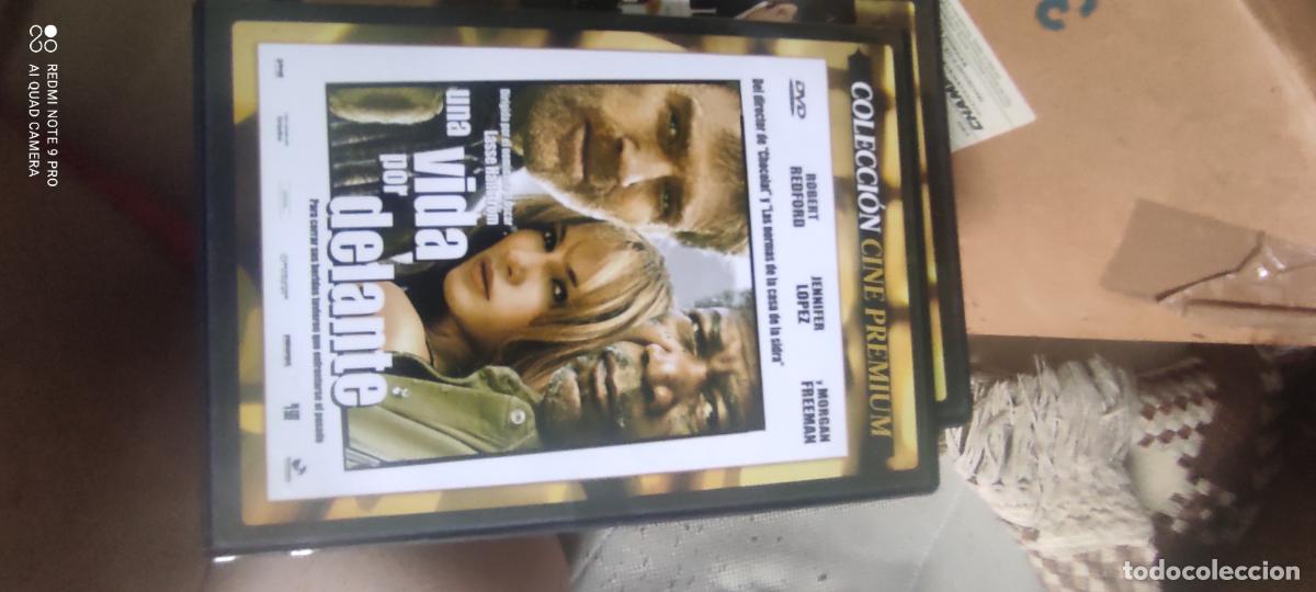 Cinema: Una vida por delante. Pel&iacute;cula / DVD.
