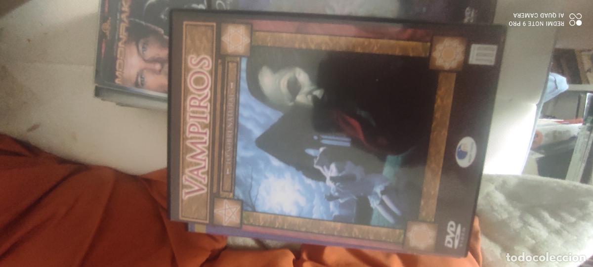 Cine: Vampiros. Pel&iacute;cula / DVD.