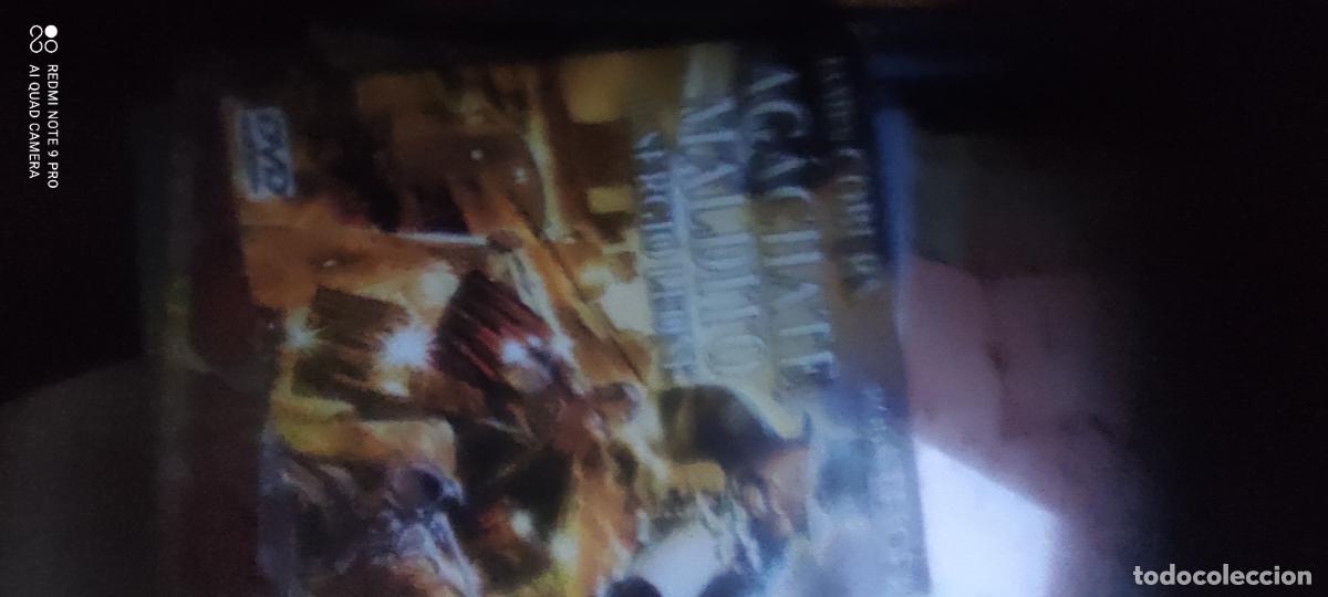 Cine: Agachate, maldito. Western. Pel&iacute;cula/ DVD.
