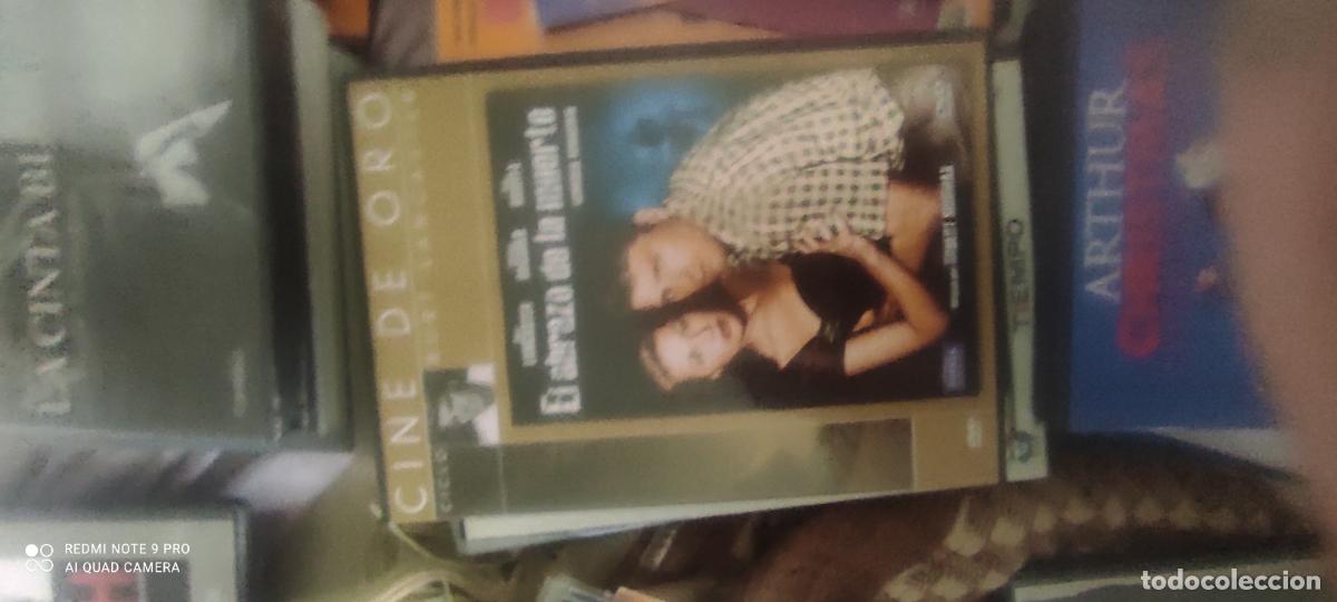 Cine: El abrazo de la muerte. Pel&iacute;cula / DVD.