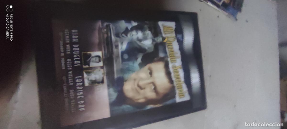 Cinema: MI querida secretaria. Pel&iacute;cula / DVD.