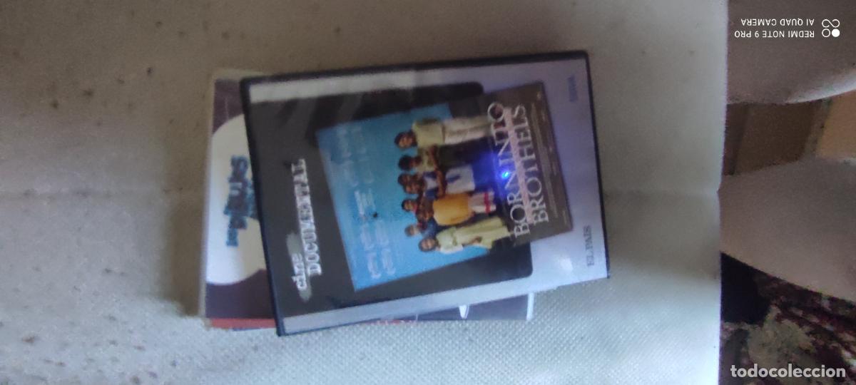Cine: Born into brothers. Pel&iacute;cula / DVD.