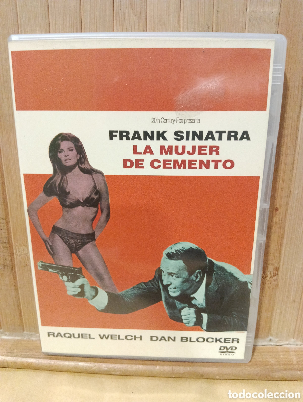 Cine: La mujer de cemento -DVD seminuevo