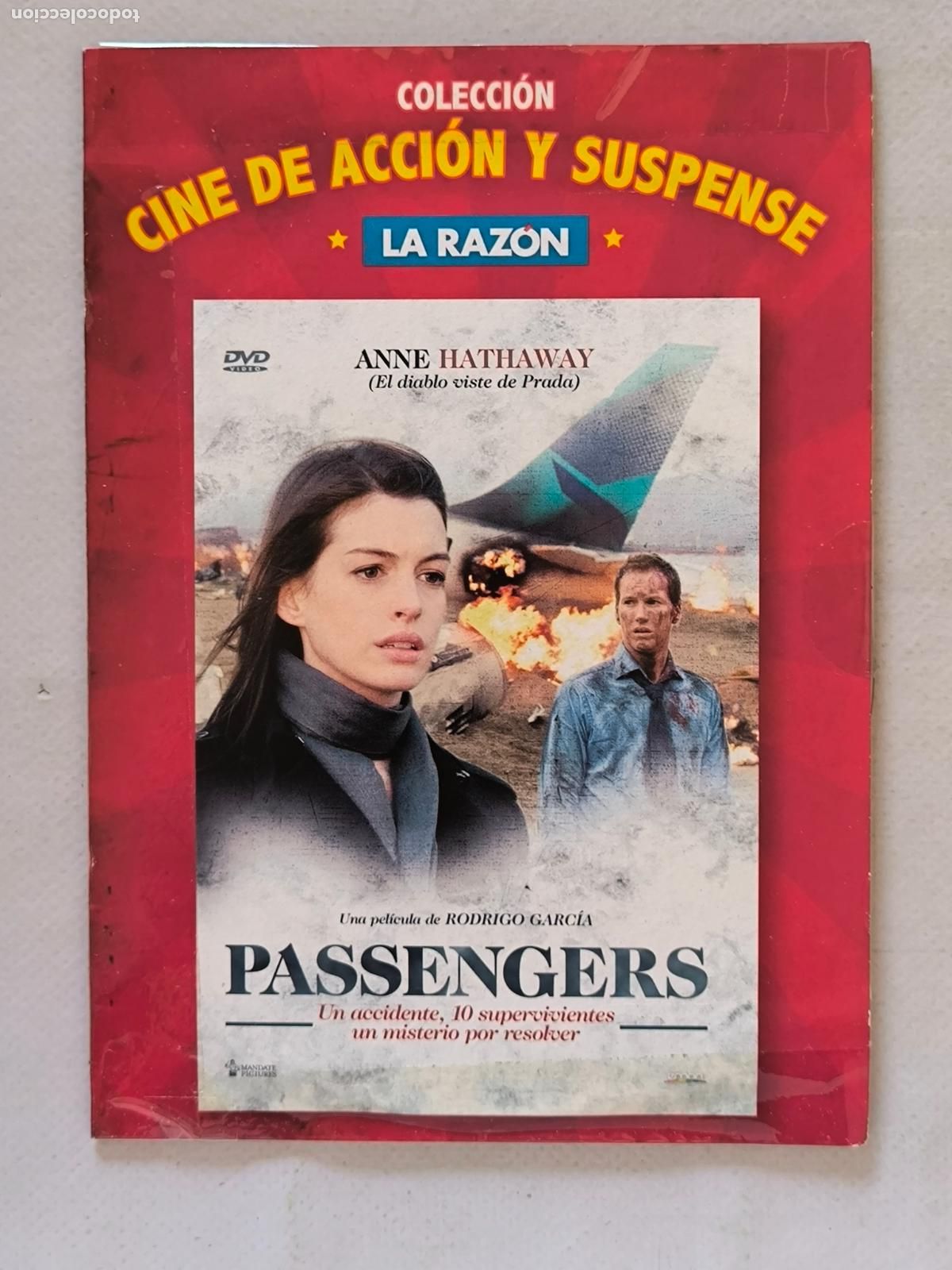 Cine: DVD PASSENGERS - ANNE HATHAWAY - FUNDA FINA CARTON (6B)