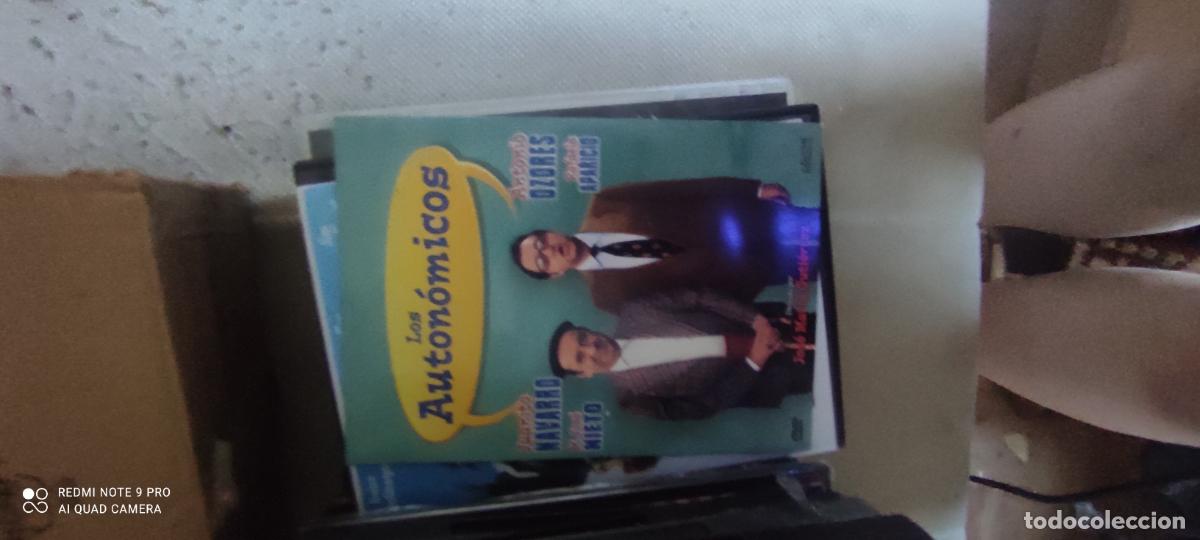 Cine: Los auton&oacute;micos. Pel&iacute;cula / DVD.