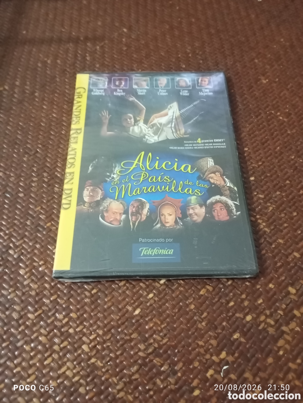 Cine: Alicia en el pa&iacute;s de las maravillas Slim precintada
