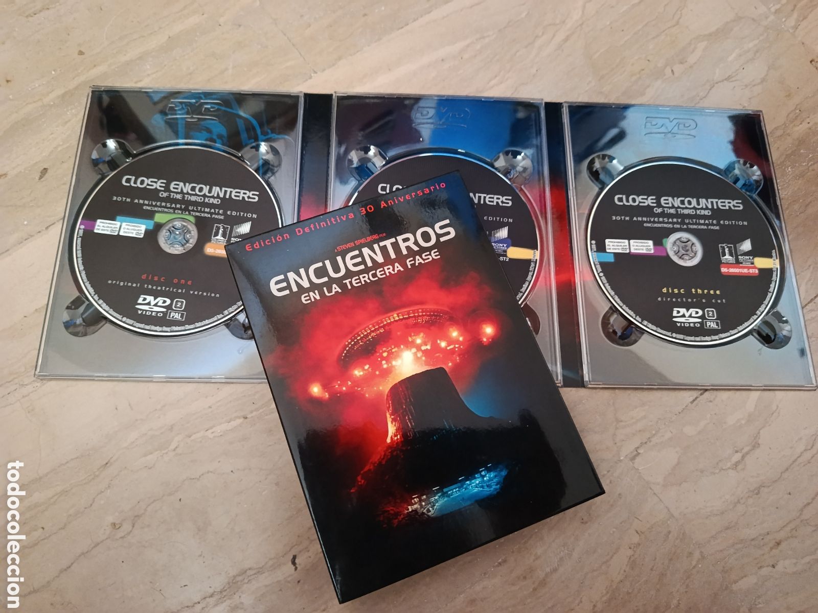 Cine: Dvd. Encuentros en la tercera fase. 3 dvds. Edici&oacute;n 30 aniversario. Steven Spielberg.
