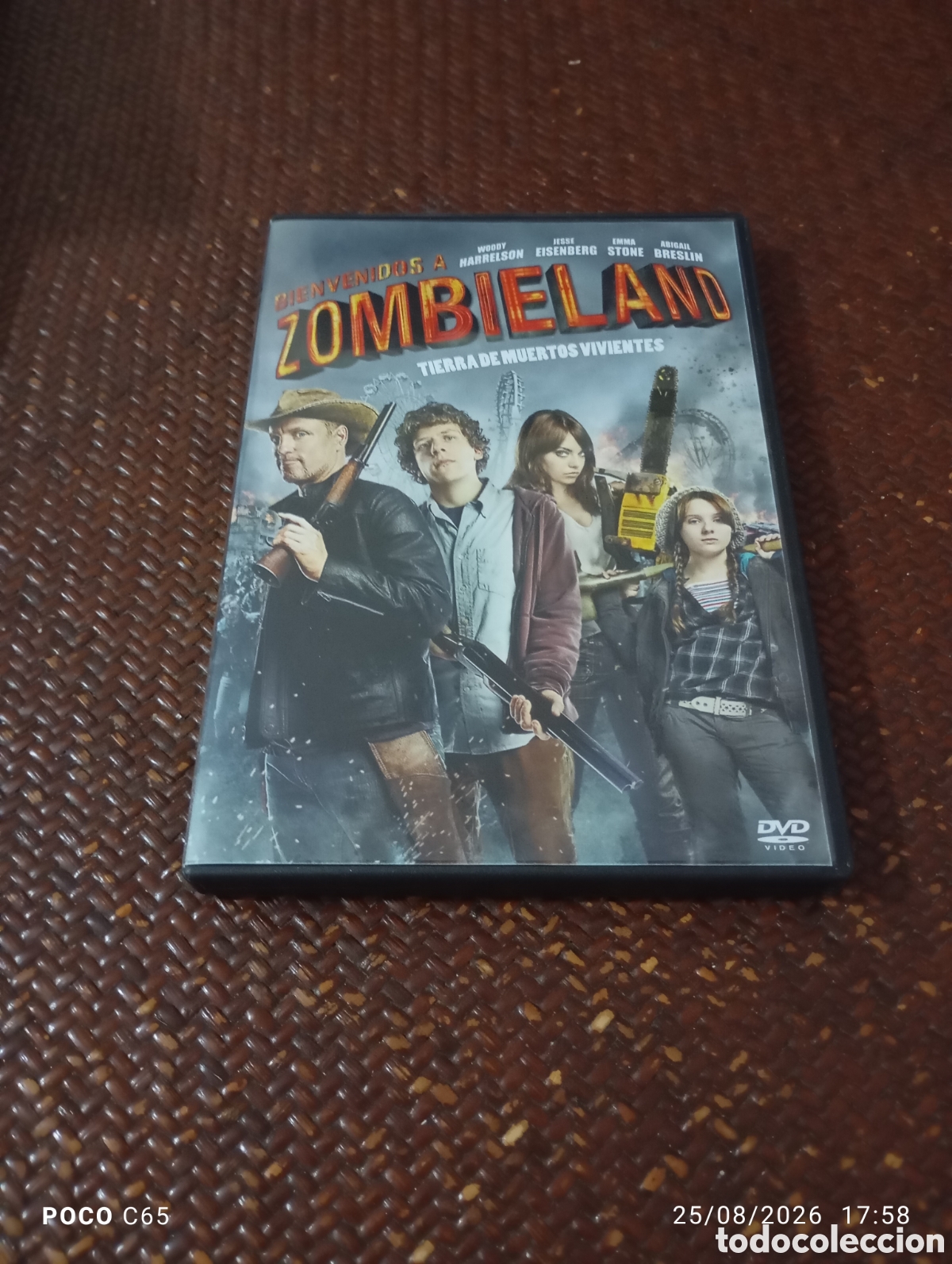 Cine: Bienvenidos a zombieland DVD