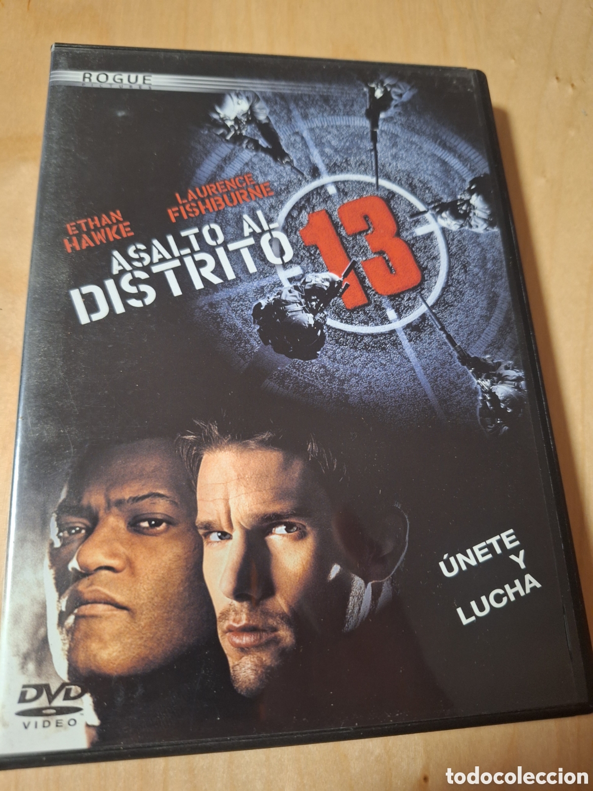 Cine: RD92 asalto al distrito 13 DVD SEGUNDAMANO