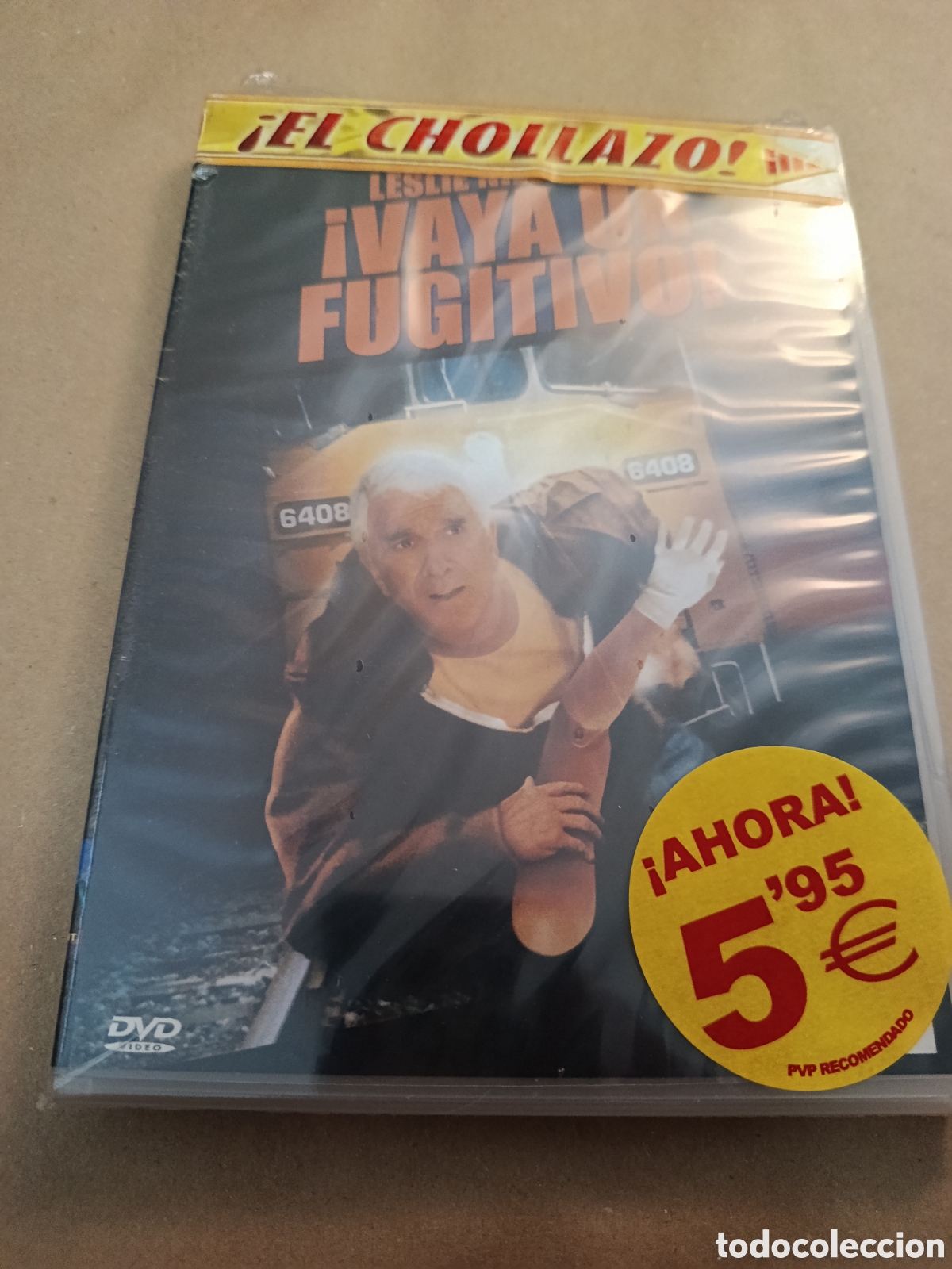 Cin&eacute;ma: Dvd. Vaya un fugitivo. Precintado. Con Leslie Nielsen.