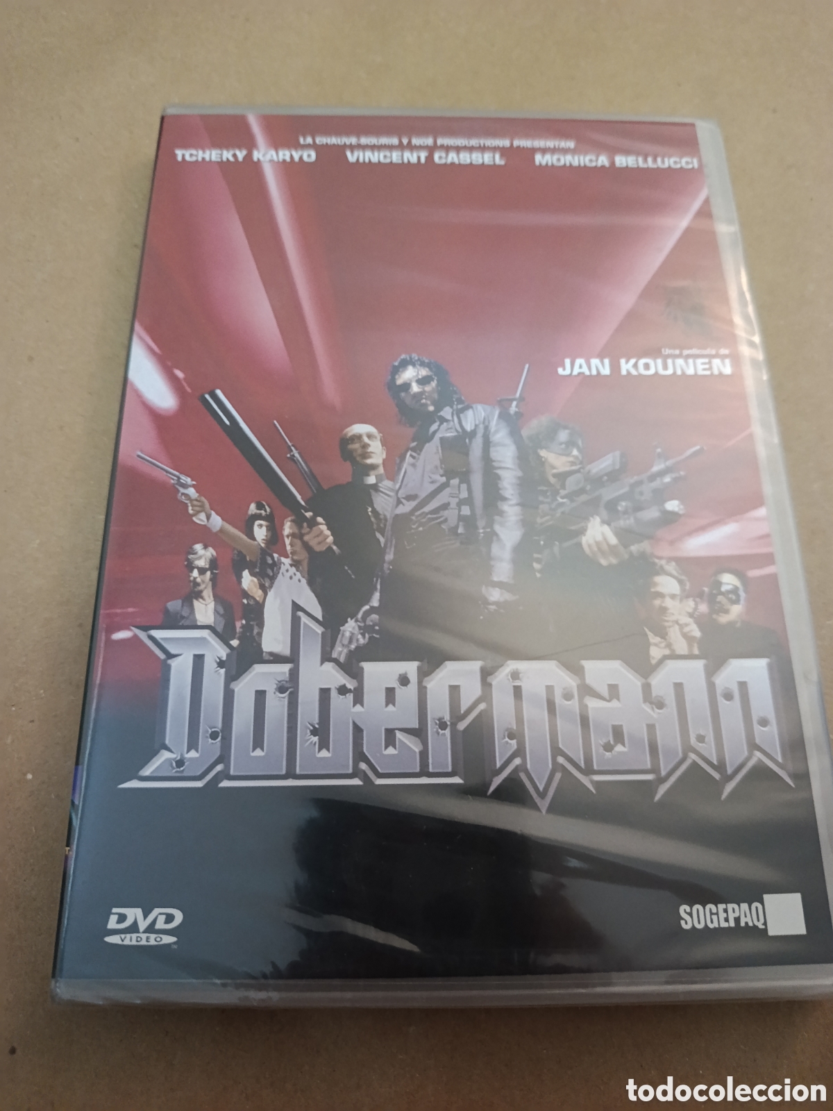 Cin&eacute;ma: Dvd. Dobermann. Precintado. Con Voncent Cassel y Monica Bellucci.