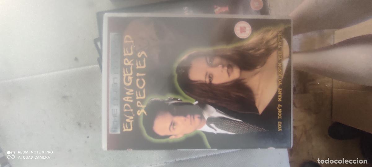 Cine: Endangered Species. Pel&iacute;cula / DVD.