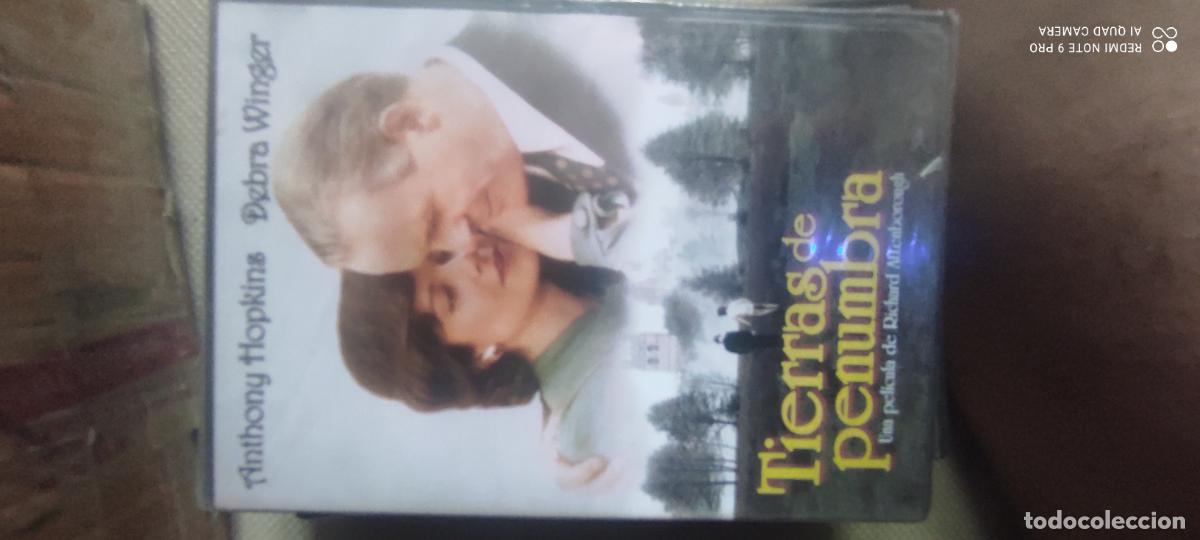Cine: Tierra de penumbras. Pel&iacute;cula / DVD.