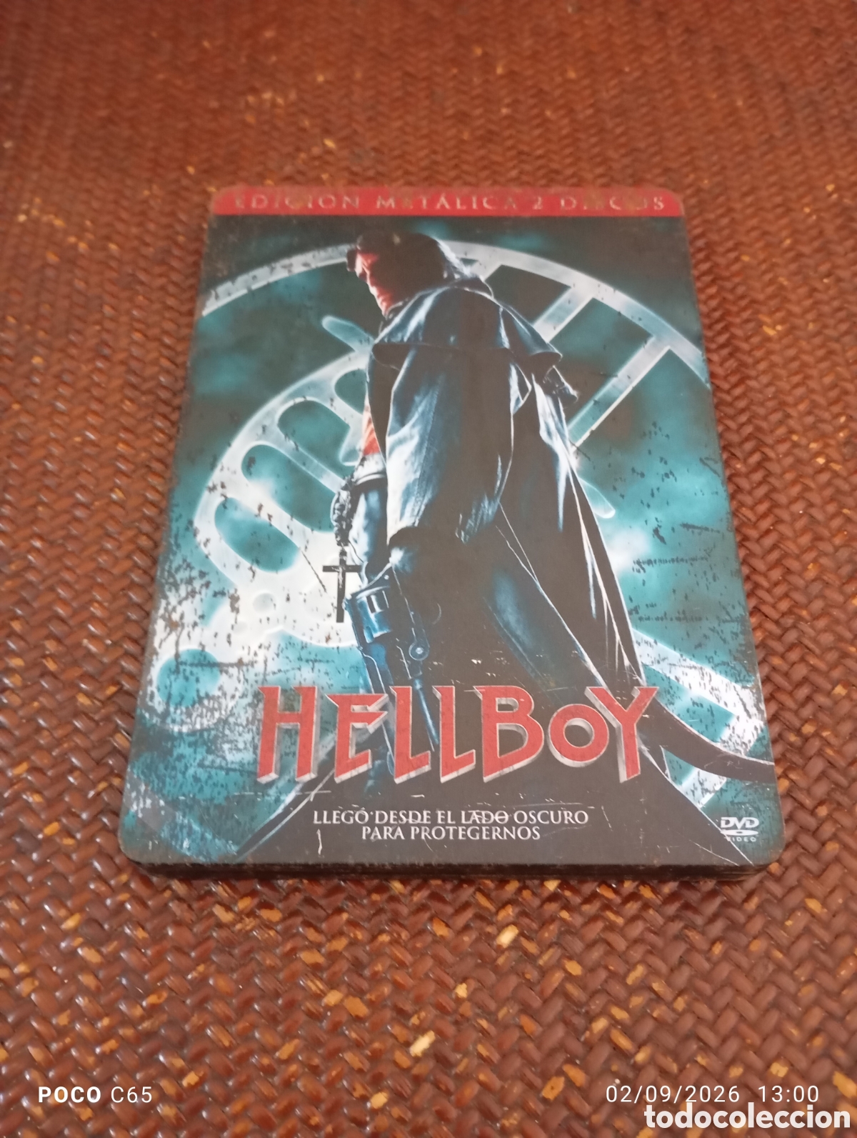 Cine: Hellboy edici&oacute;n met&aacute;lica ( la caja met&aacute;lica tiene muchas se&ntilde;ales de uso ) los DVD est&aacute;n en buen