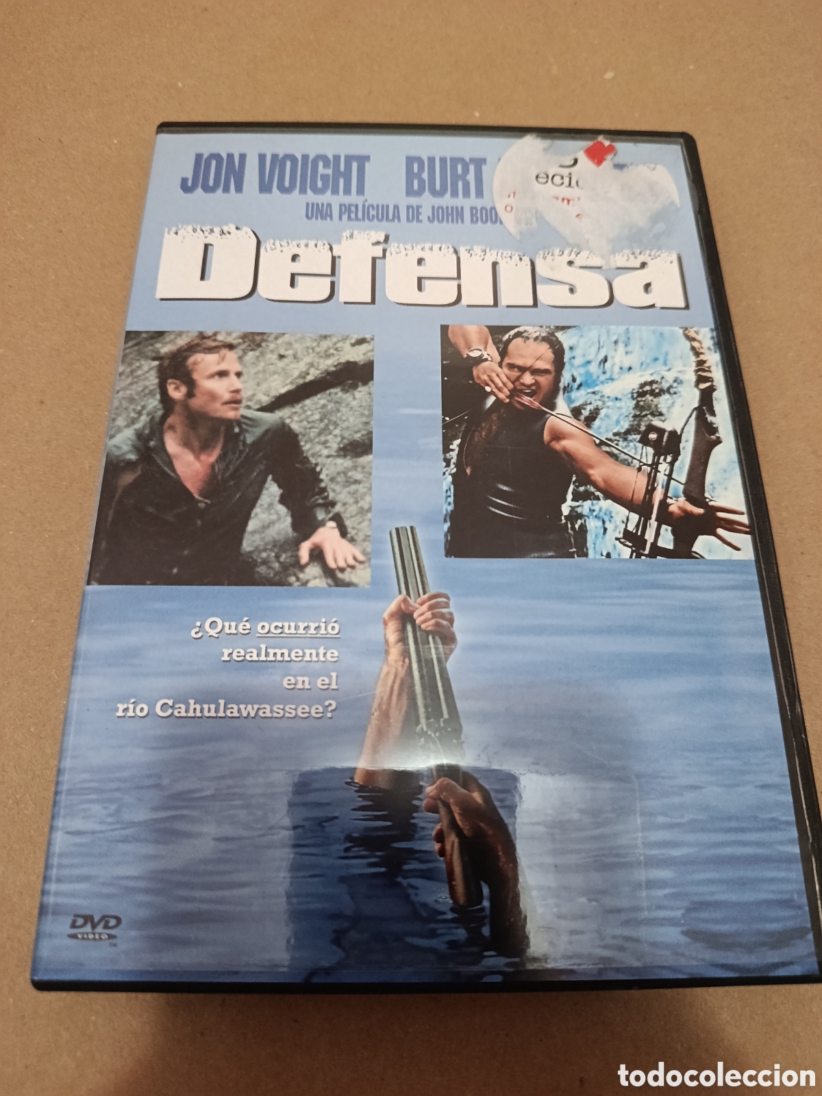Cine: Dvd. Defensa. John Voight y Burt Reynolds.