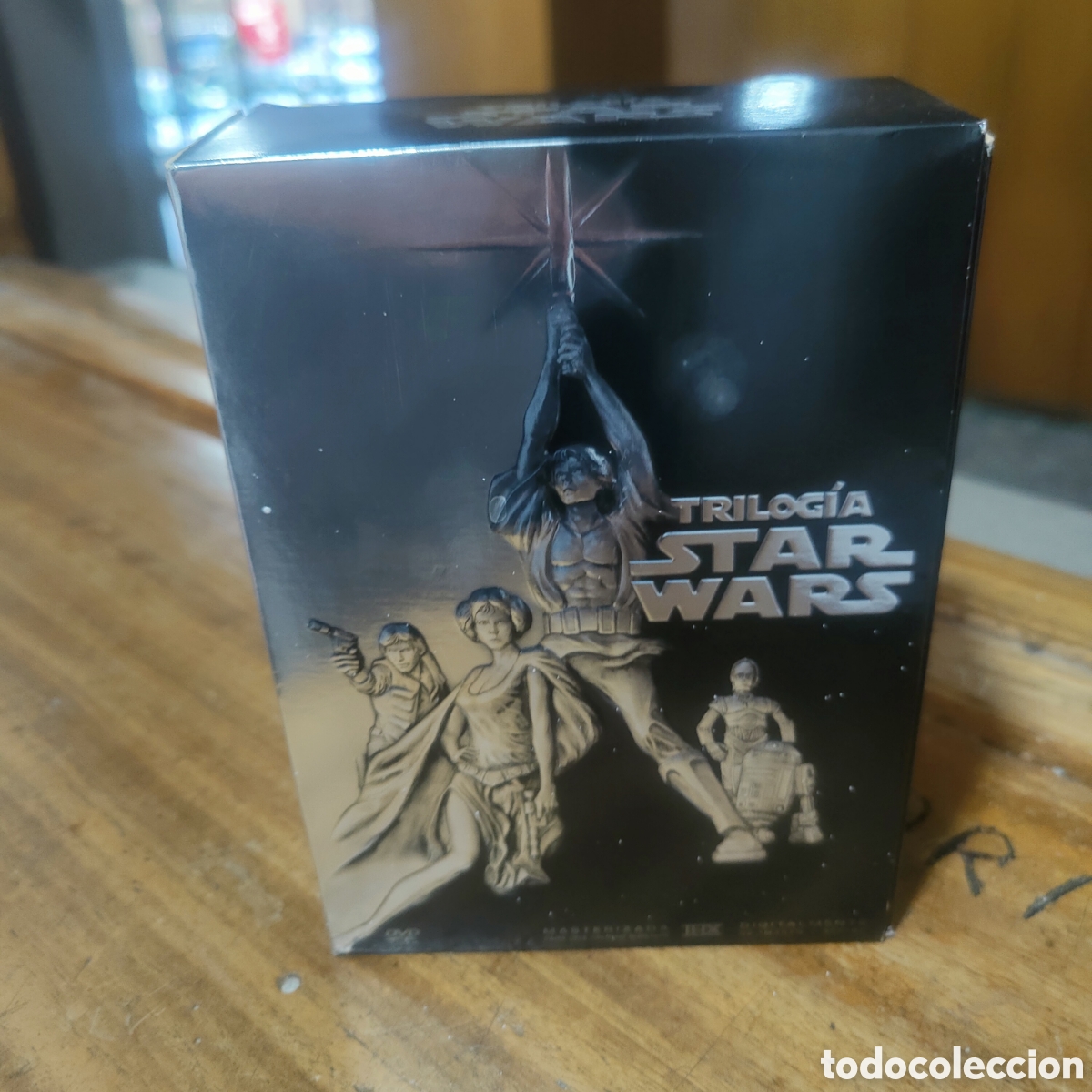 Cin&eacute;ma: Edici&oacute;n en caja de la trilog&iacute;a original de Star Wars en DVD (lanzada en 2004). Episodios IV, V, y VI