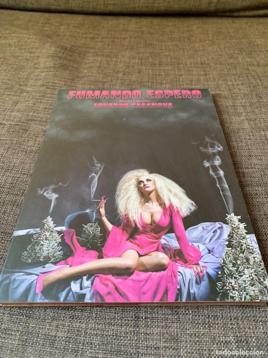 Cine: DIGIPACK DVD. FUMANDO ESPERO. CORTOMETRAJE. BUEN ESTADO. PEDIDO MINIMO 10 EUROS.