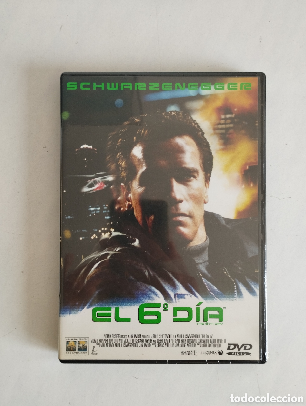 Cine: PELICULA DVD EL 6&deg; DIA SIN ABRIR PRECINTADA