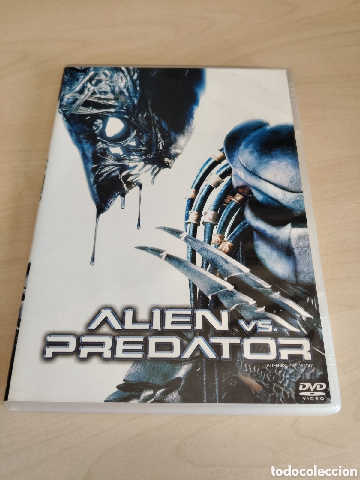 Cine: RD94 alien VS predator DVD SEGUNDAMANO