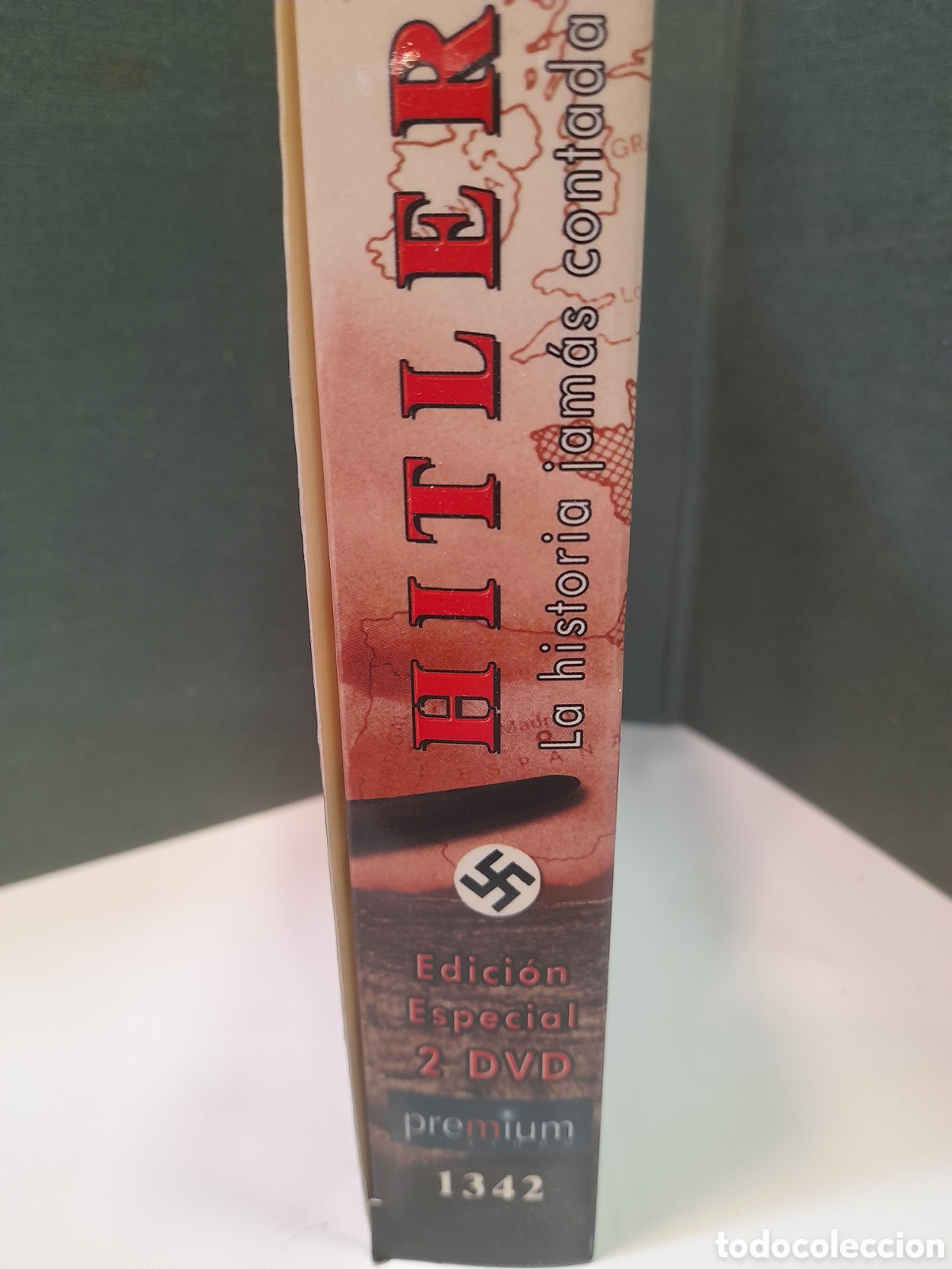 Cinema: DVD Adolf Hitler. La historia jam&aacute;s contada