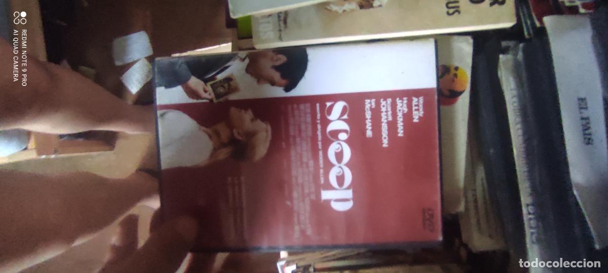 Kino: Scoop. Pel&iacute;cula/ DVD.