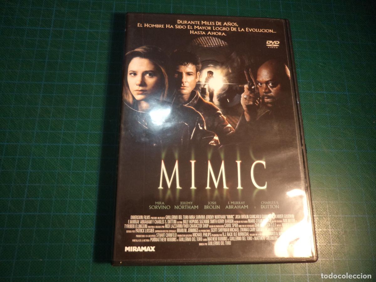 Cin&eacute;ma: Mimic. Pelicula en DVD. (P-5)