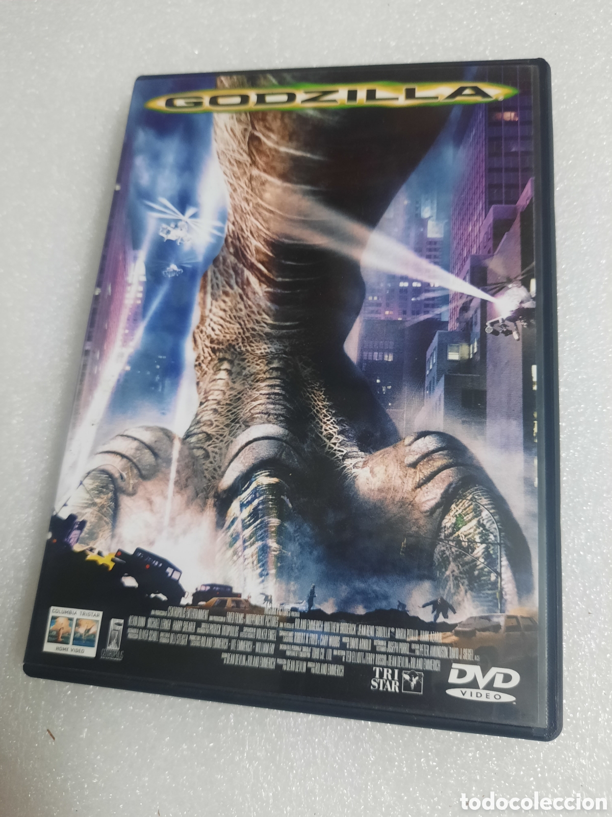 Cine: Pel&iacute;cula DVD Godzilla