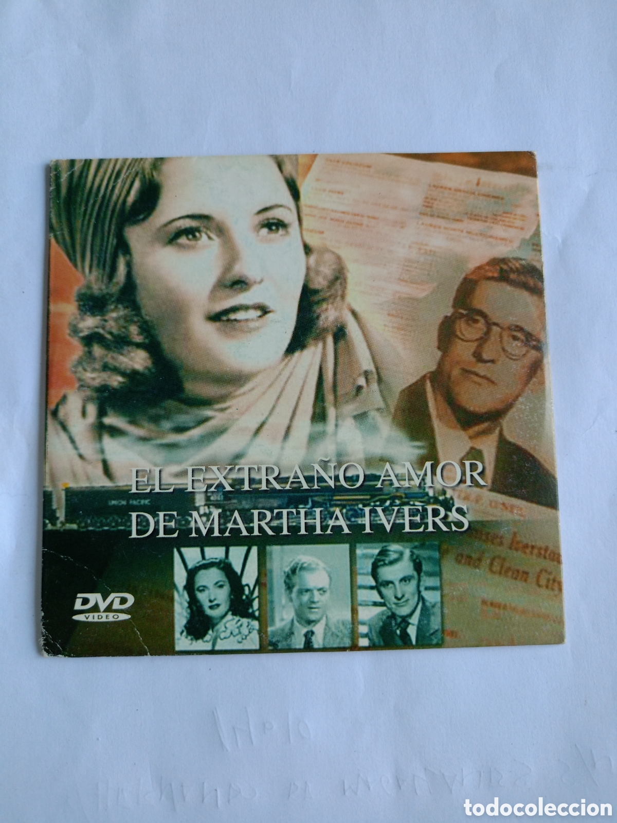 Cin&eacute;ma: Pel&iacute;cula DVD en Espa&ntilde;ol - EL EXTRA&Ntilde;O AMOR DE MARTHA IVERS - Barbara Stanwyck