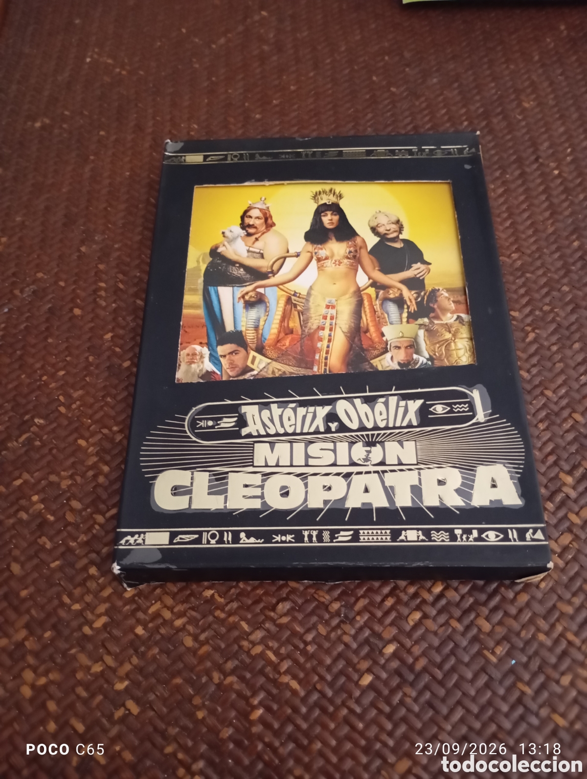 Cine: Asterix y Ob&eacute;lix misi&oacute;n Cleopatra caratula no perfecta