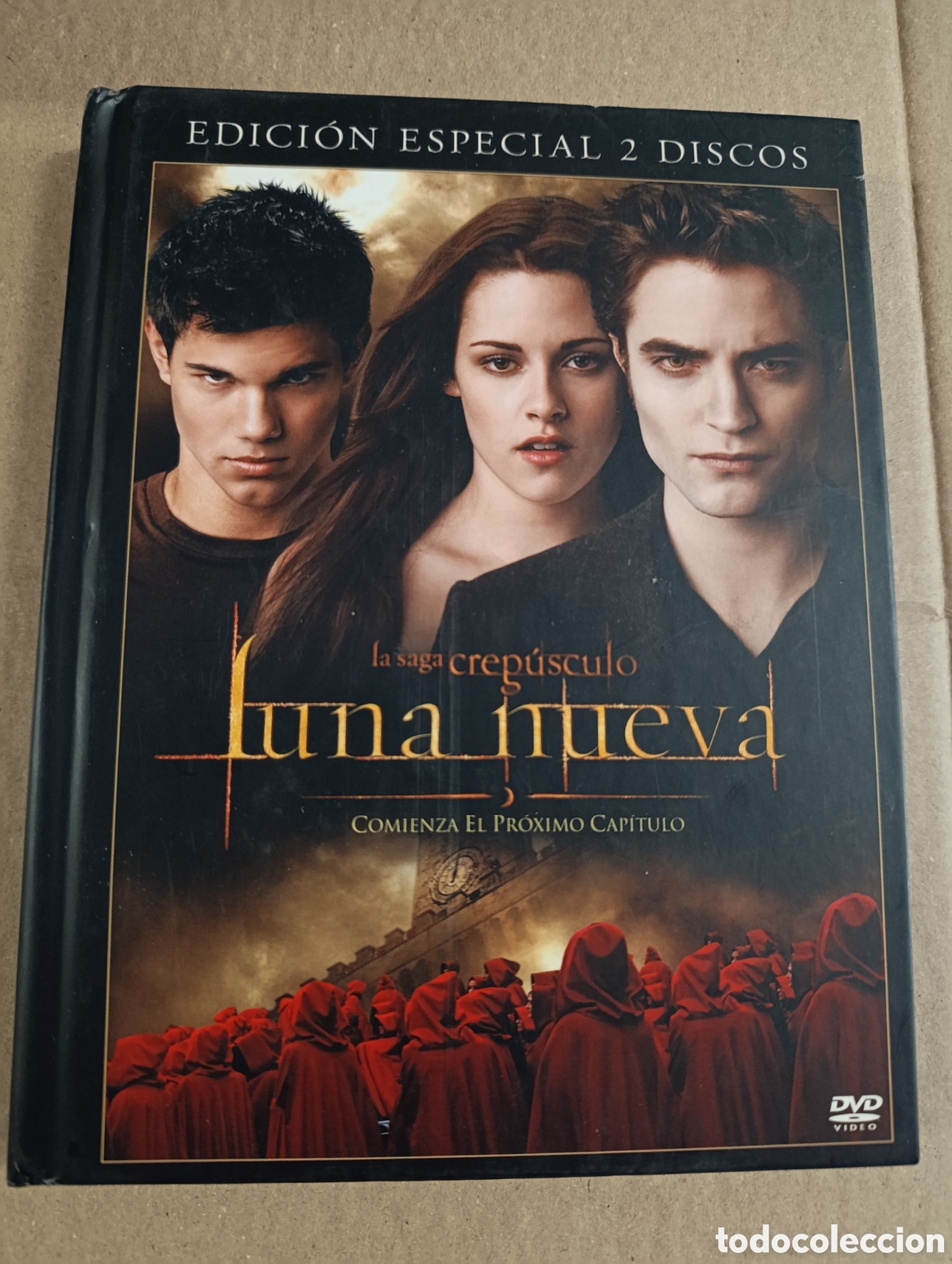 Cine: LUNA NUEVA. SAGA CREP&Uacute;SCULO. EDICI&Oacute;N ESPECIAL DOS DISCOS. DVD.