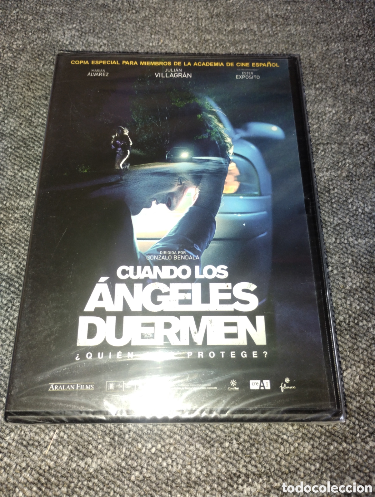 Cine: Cuando los &aacute;ngeles duermen DVD precintado