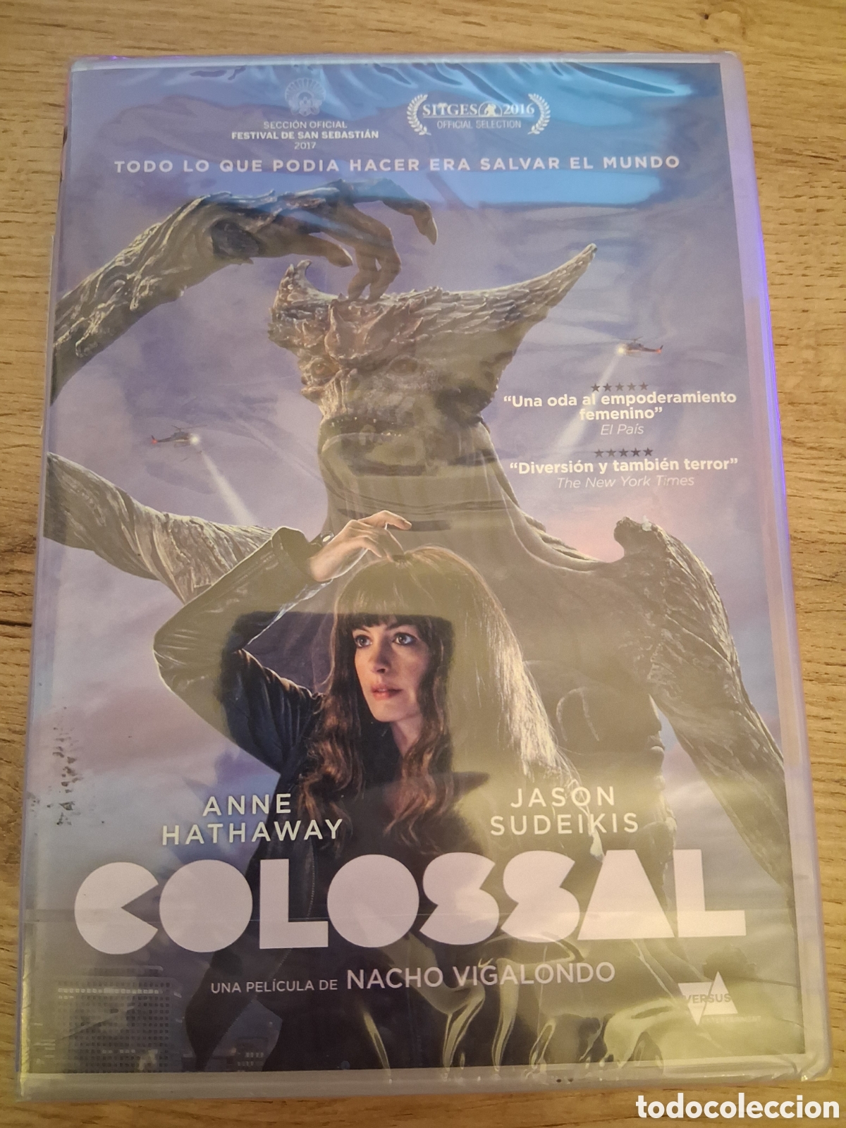Cine: Colossal DVD Precintado Anne Hathaway