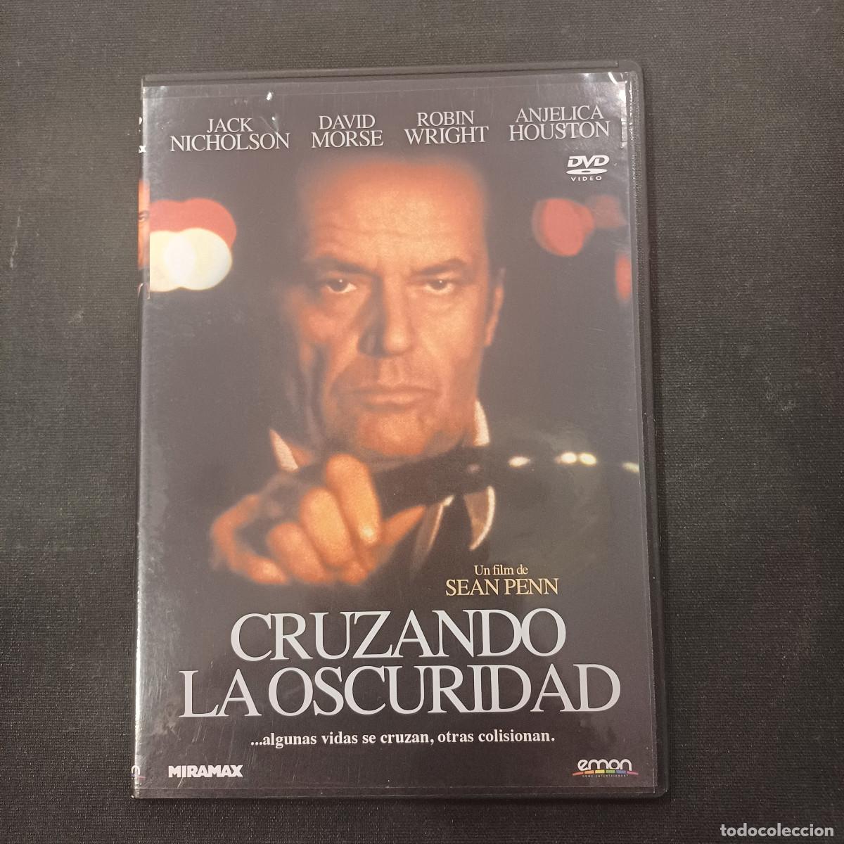 Cine: CRUZANDO LA OSCURIDAD/DVD SLIM.