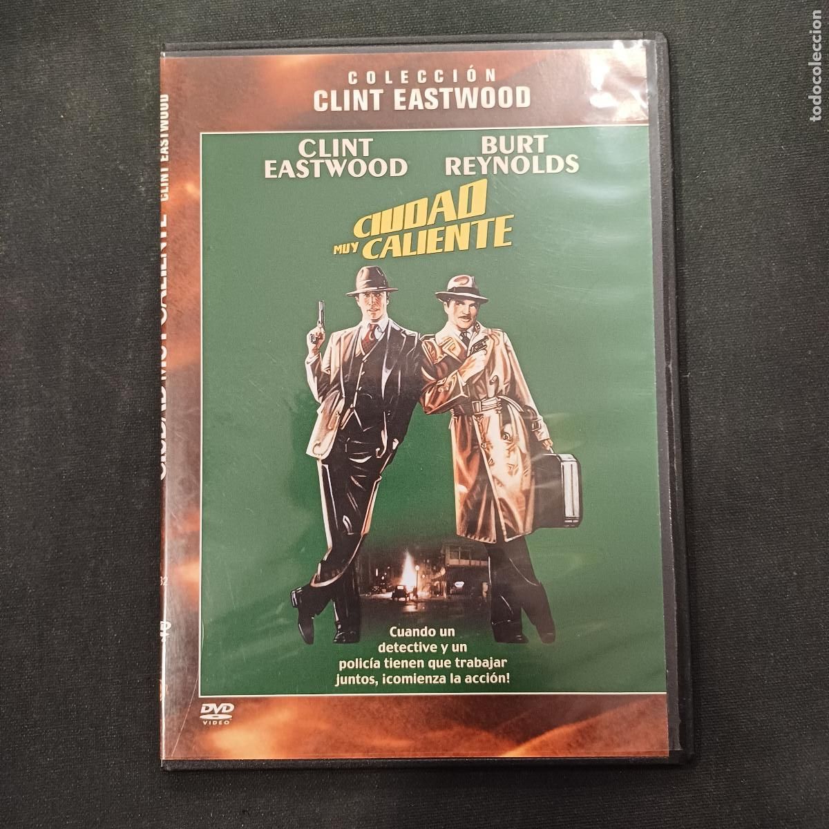 Cine: CIUDAD MUY CALIENTE/DVD SLIM.
