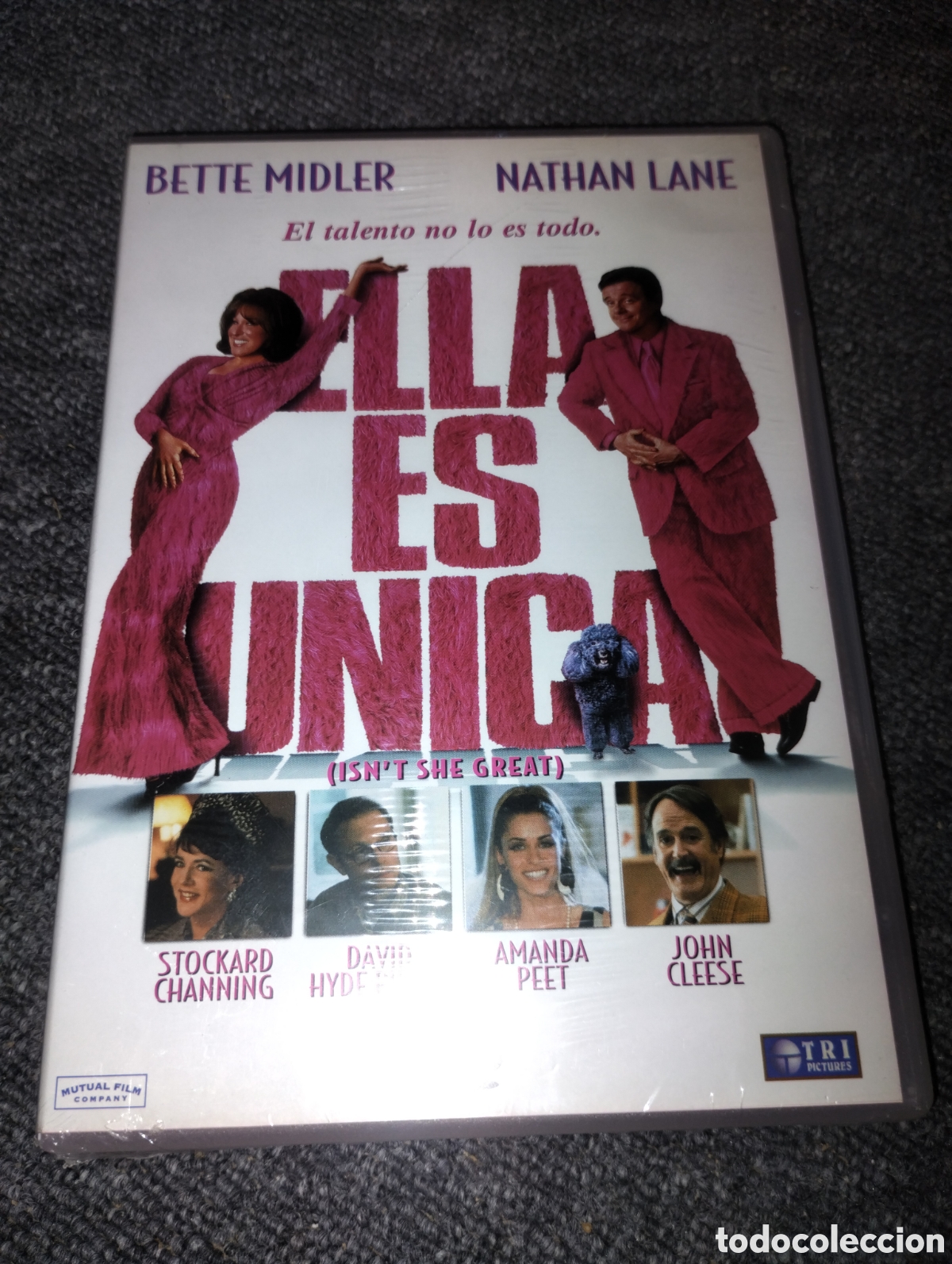 Cine: Ella es &uacute;nica DVD precintado