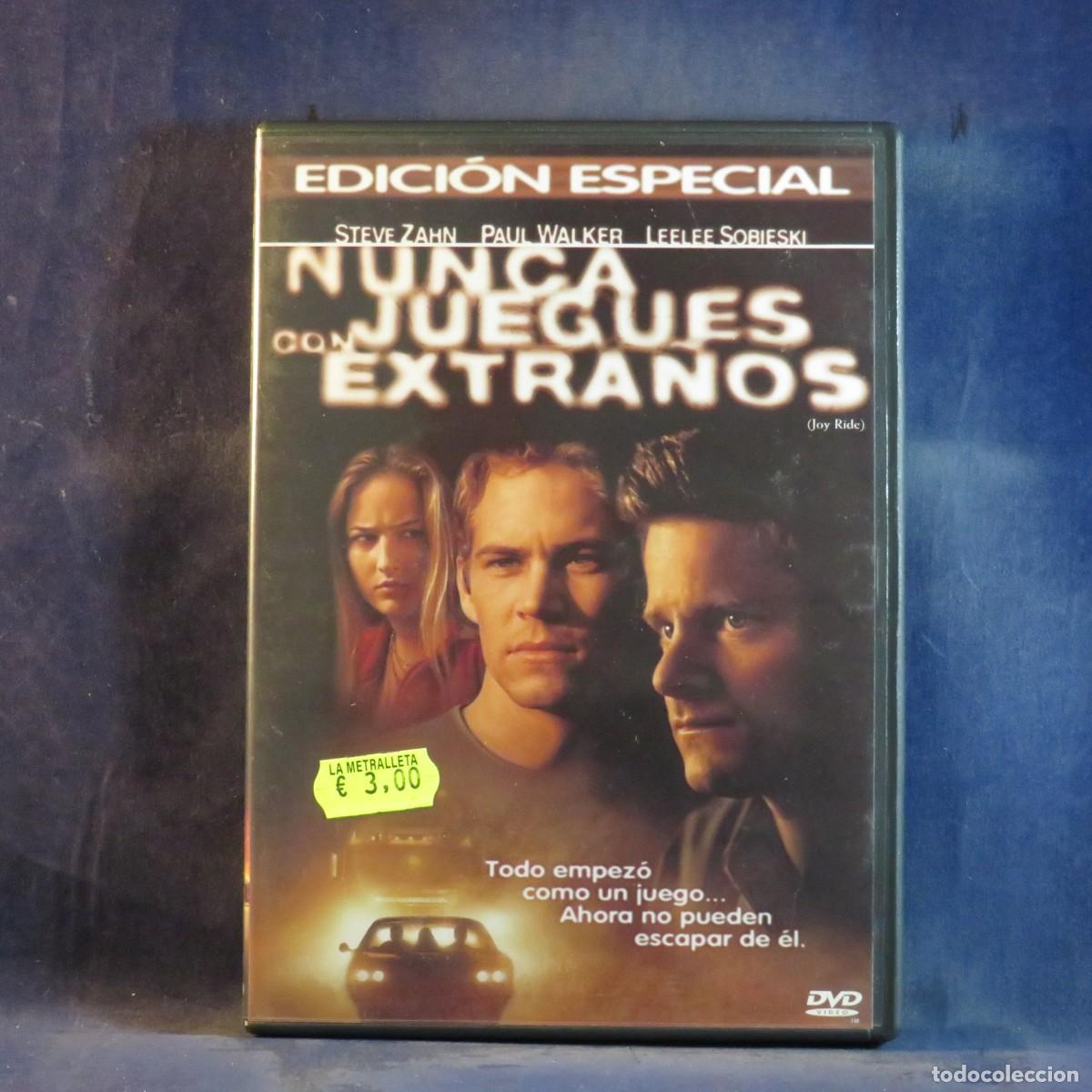 Cine: NUNCA JUEGUES CON EXTRA&Ntilde;OS - DVD