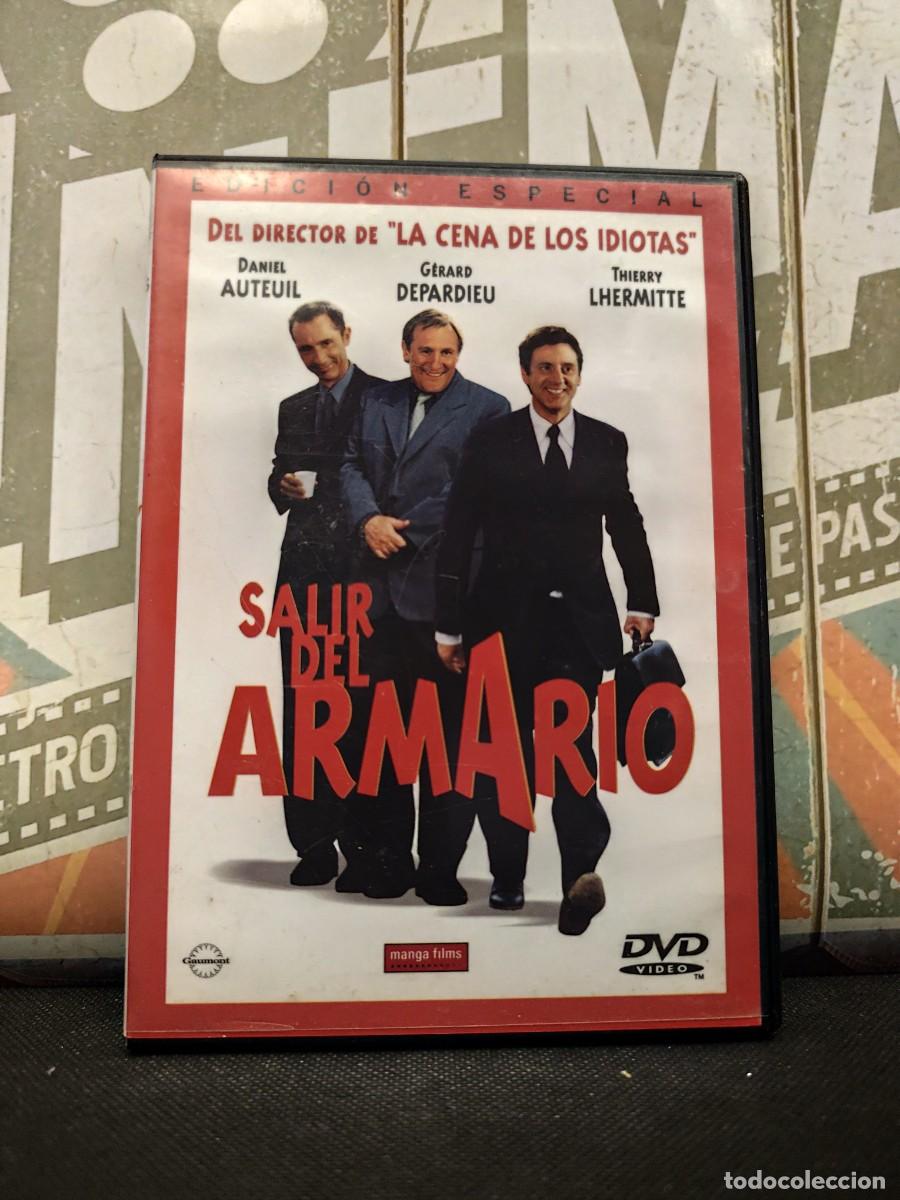 Cinema: DVD 2473 Salir del armario &rdquo;Edici&oacute;n especial&rdquo; / Disco con muy pocas se&ntilde;ales de uso