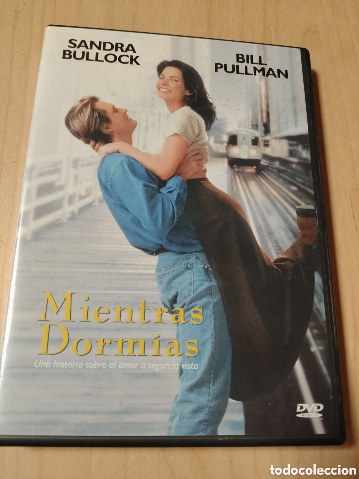 Cinema: RD130 mientras dorm&iacute;as DVD SEGUNDAMANO