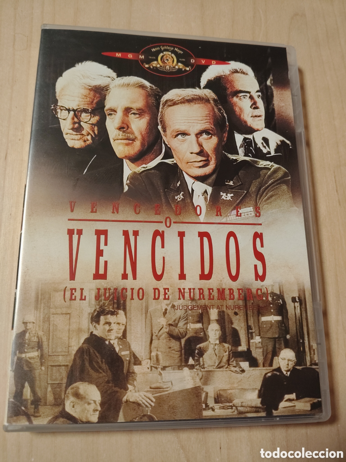 Cinema: RD131 vencedores o VEncidos DVD SEGUNDAMANO