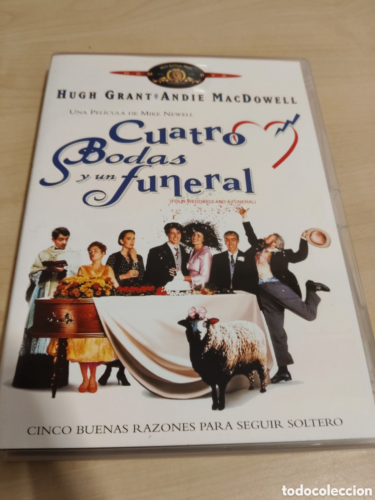 Cinema: A59 Cuatro bodas y un funeral DVD SEGUNDAMANO
