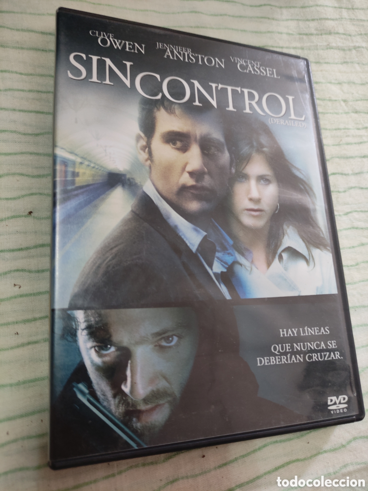 Cine: DVD - pel&iacute;cula - Sin control - Foto 1